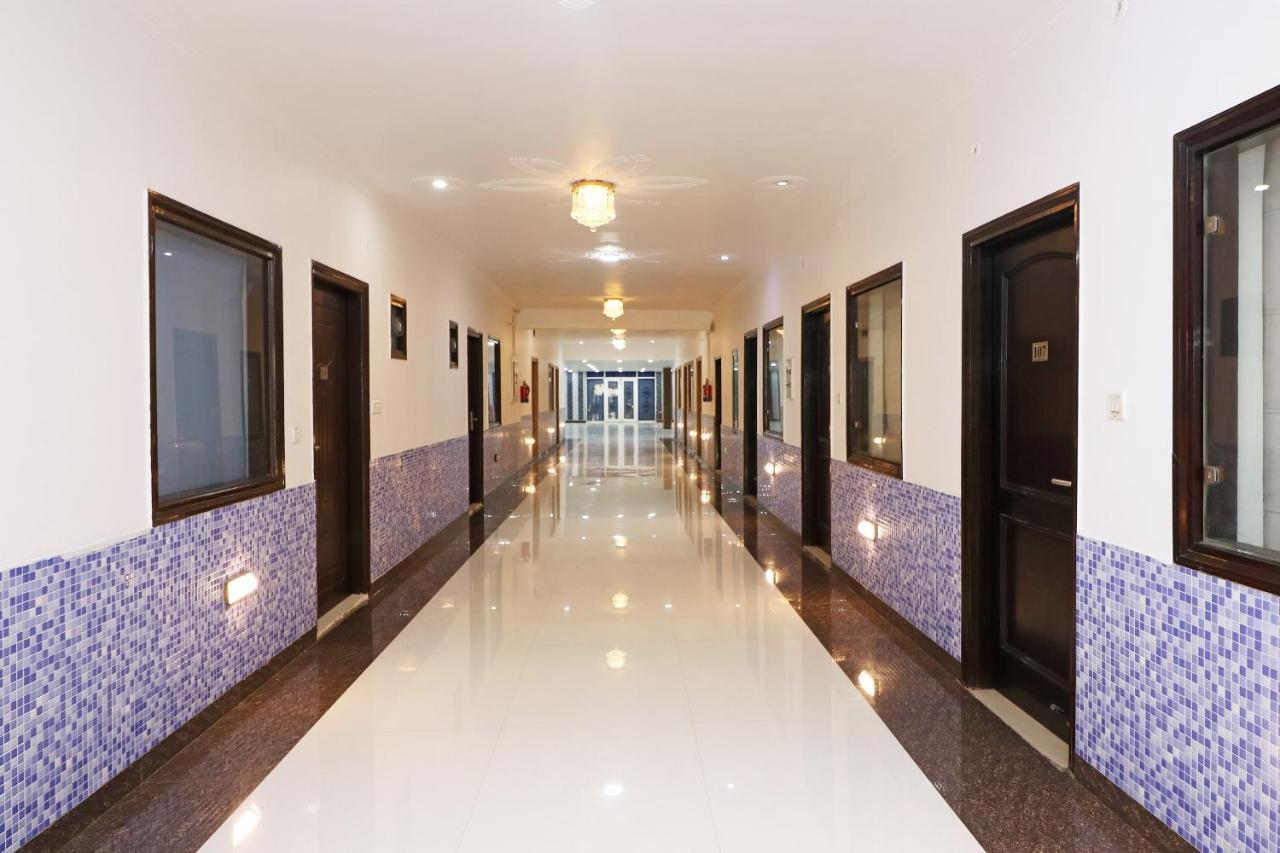 Oyo Hotel Inn Way Sonipat Exterior photo